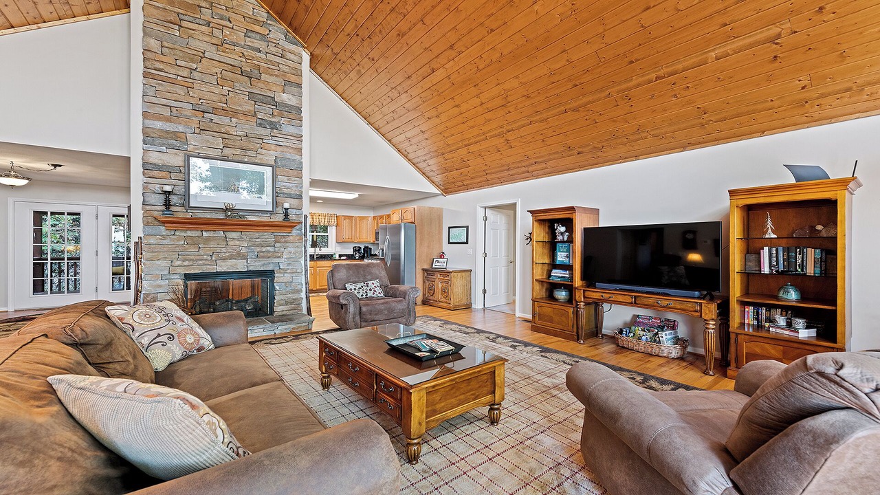 Photo of Livingroom in Waynesville