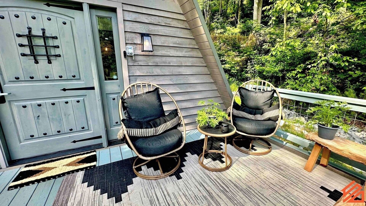 Photo of Patio Balcony in Robbinsville