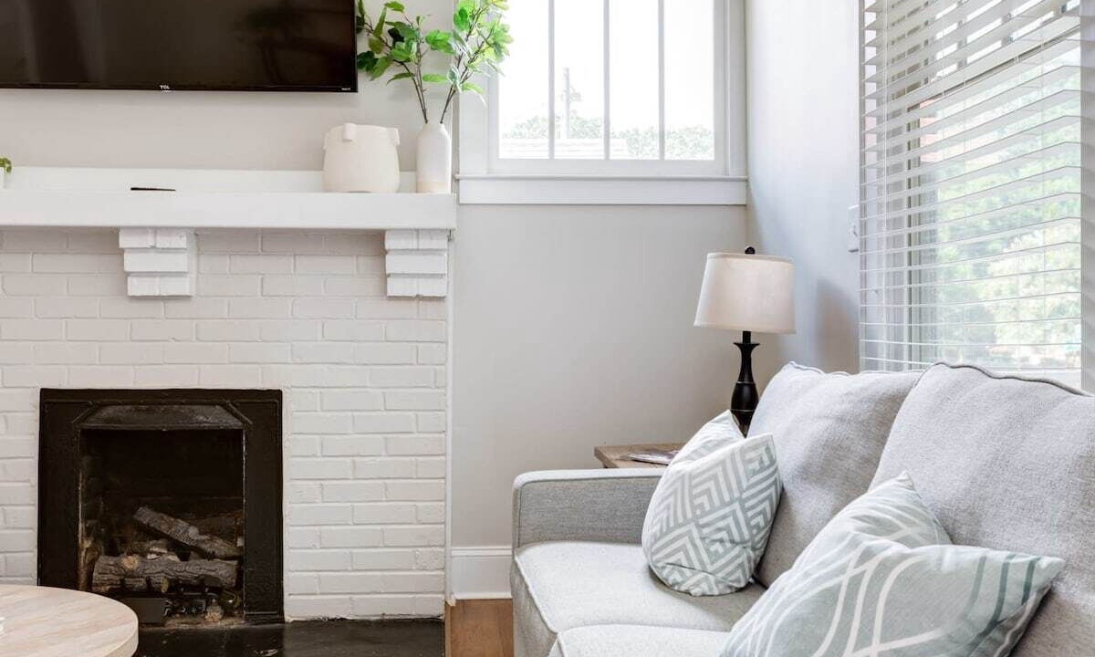 Photo of Livingroom in Wesley Heights
