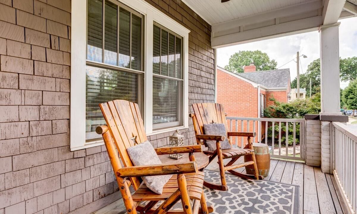 Photo of Patio Balcony in Wesley Heights