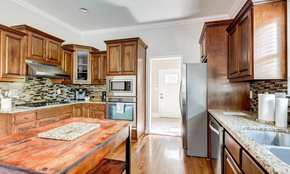 Photo of Kitchen in Wesley Heights