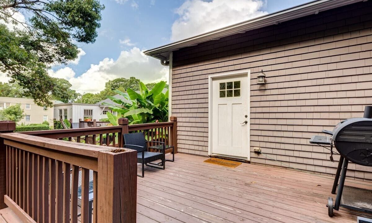 Photo of Patio Balcony in Wesley Heights