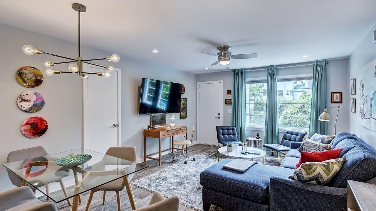 Photo of Livingroom in Cherry