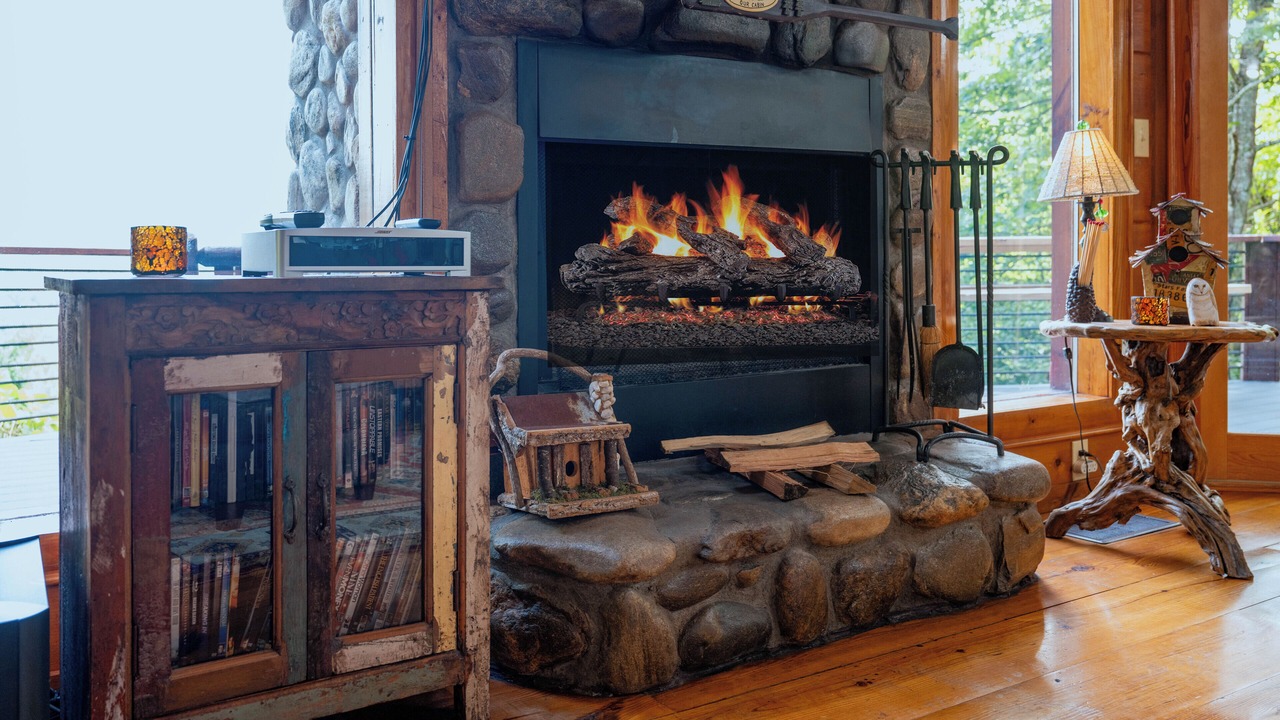 Photo of Livingroom in Robbinsville
