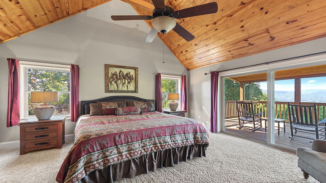 Photo of Bedroom in Waynesville