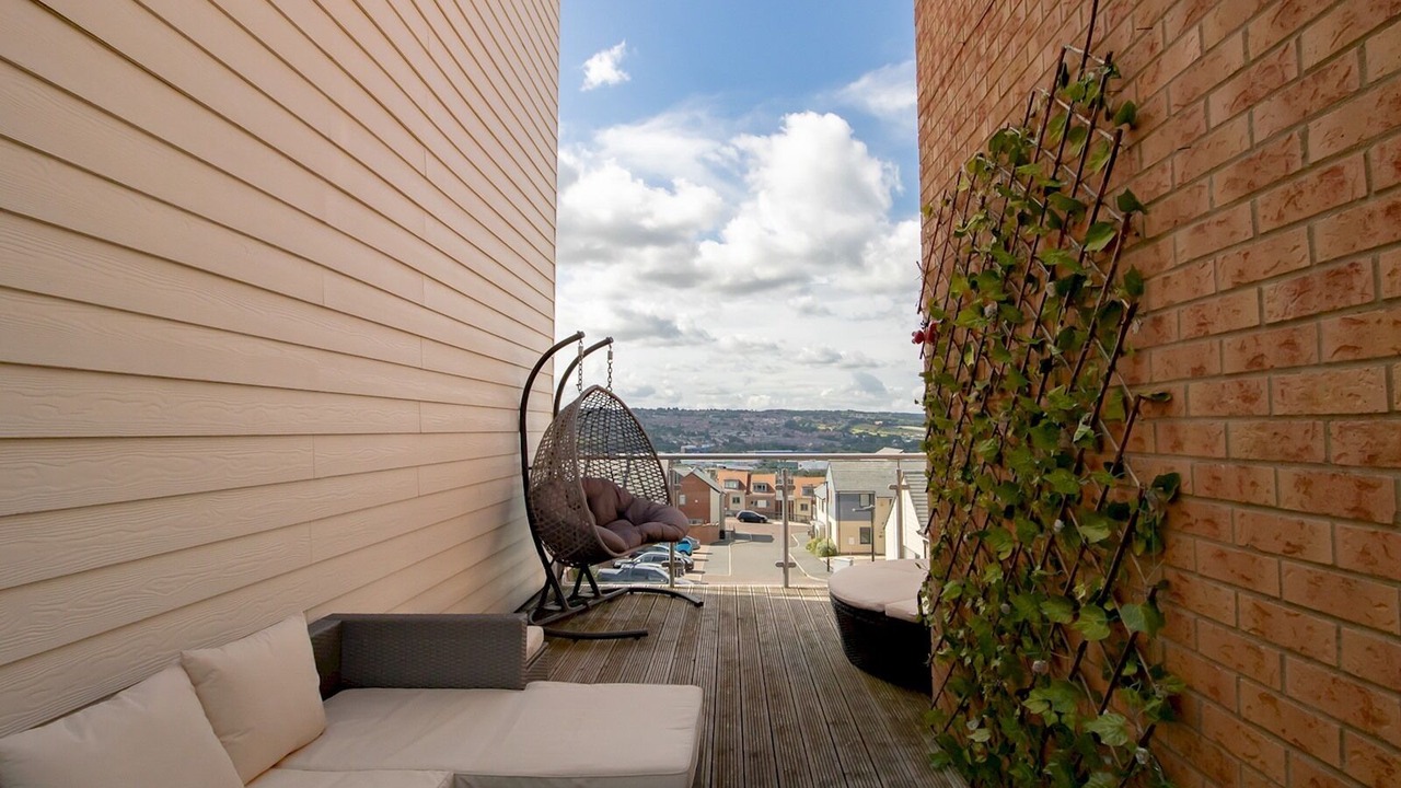 Photo of Patio Balcony in Newcastle-upon-Tyne
