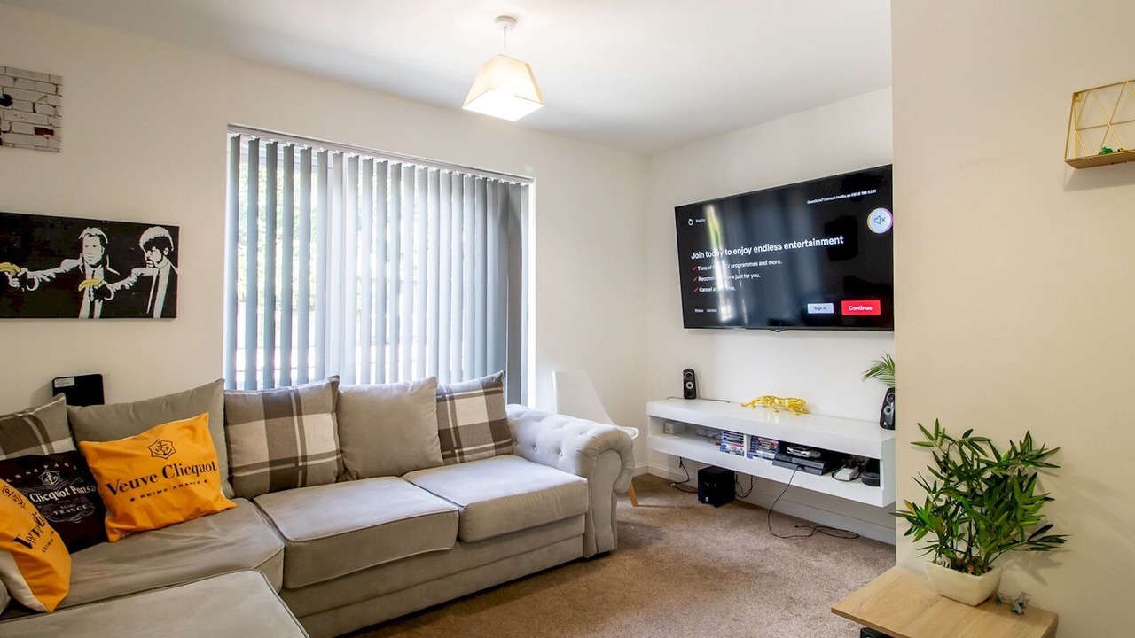 Photo of Livingroom in Newcastle-upon-Tyne
