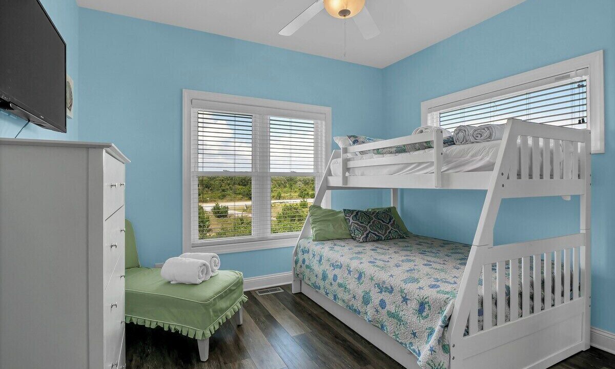 Photo of Bedroom in Village of Stump Sound
