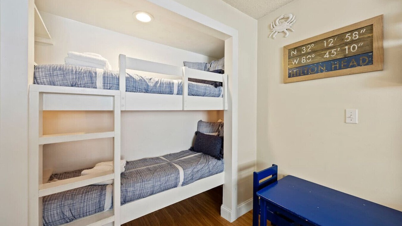 Photo of Bedroom in Palmetto Dunes