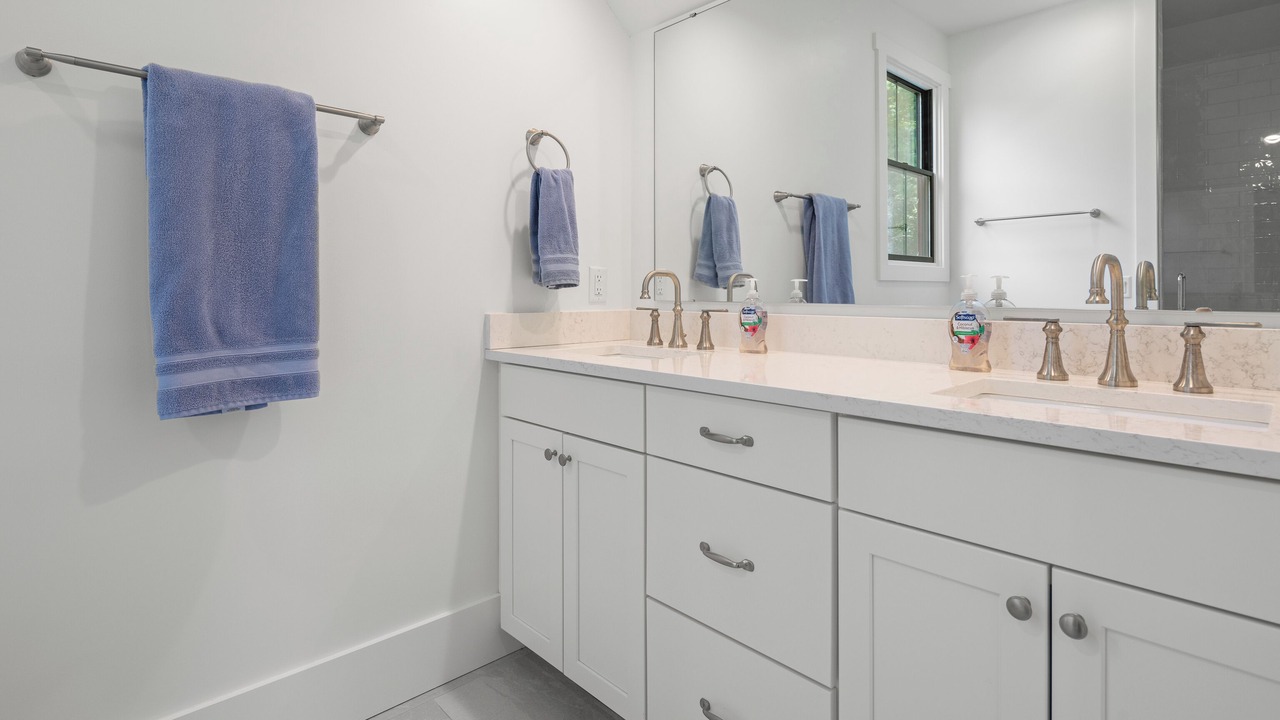 Photo of Bathroom in Flat Rock