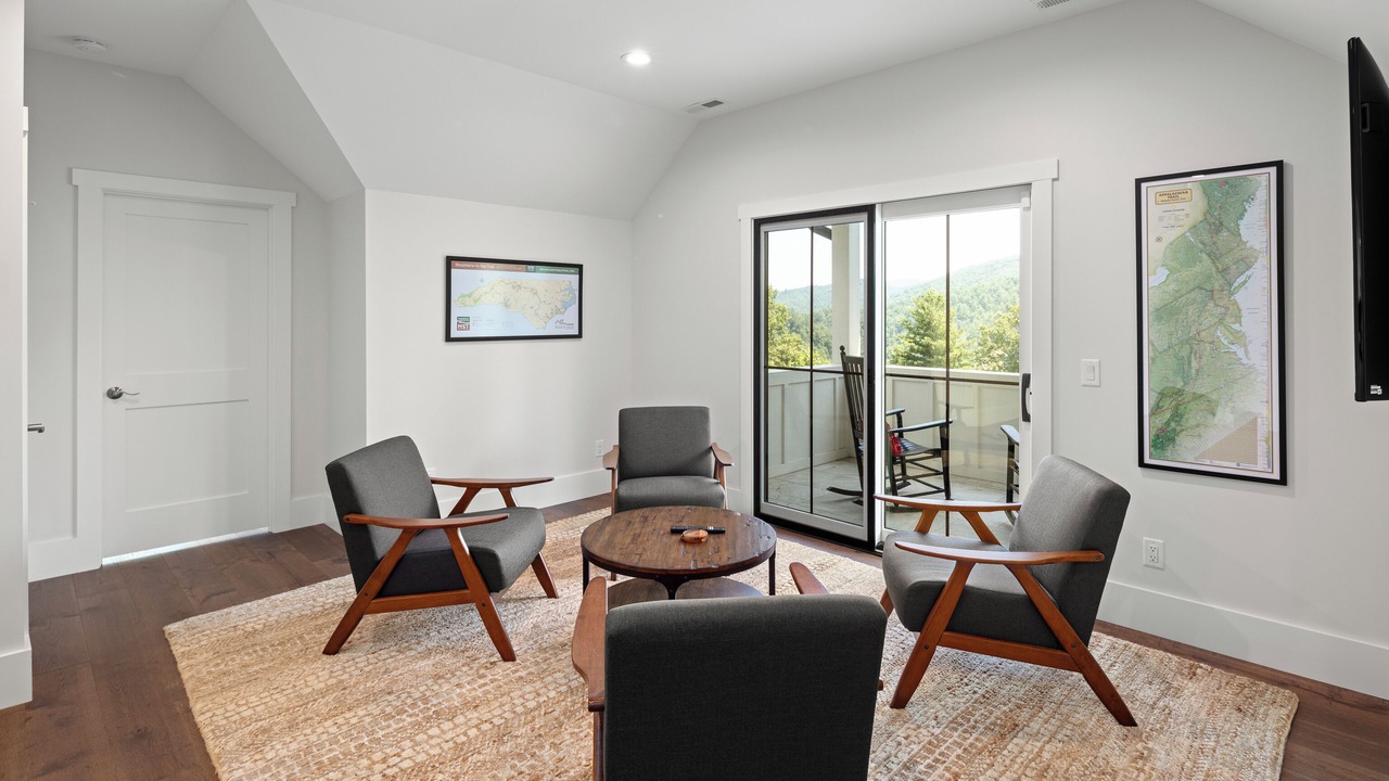 Photo of Patio Balcony in Flat Rock