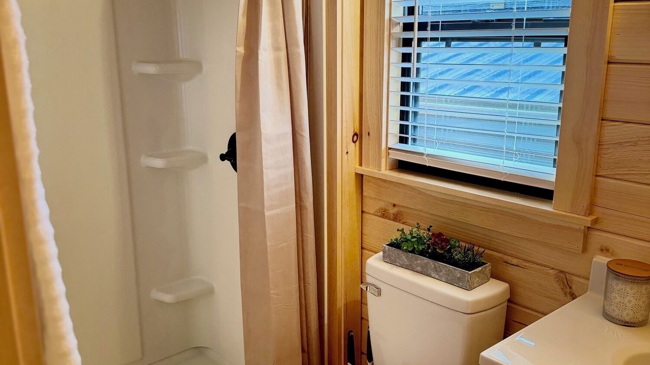 Photo of Bathroom in Marion