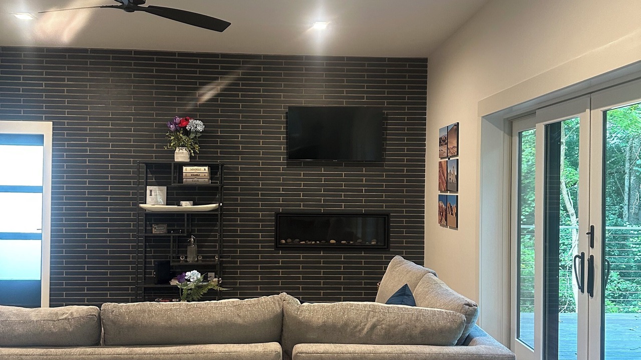 Photo of Bedroom in Laurel Park