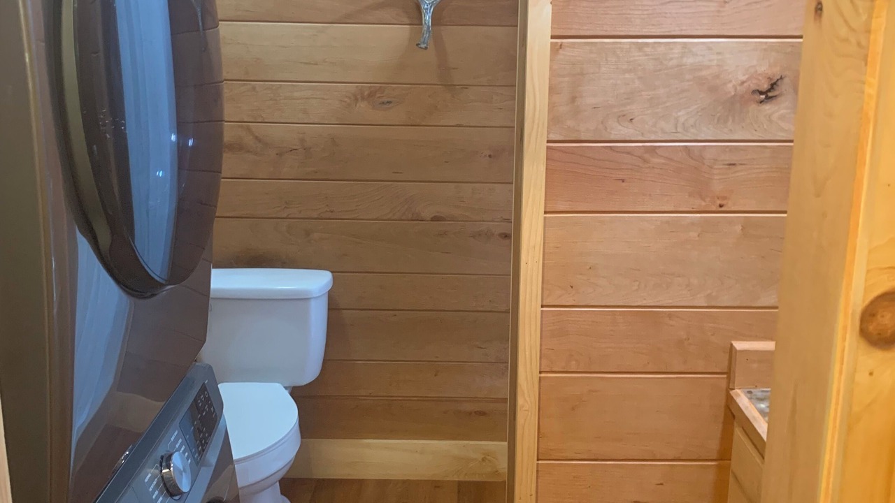 Photo of Bathroom in Glenville