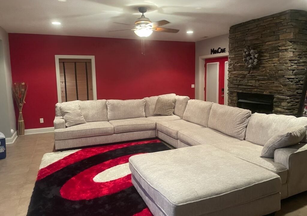 Photo of Livingroom in Jamestown