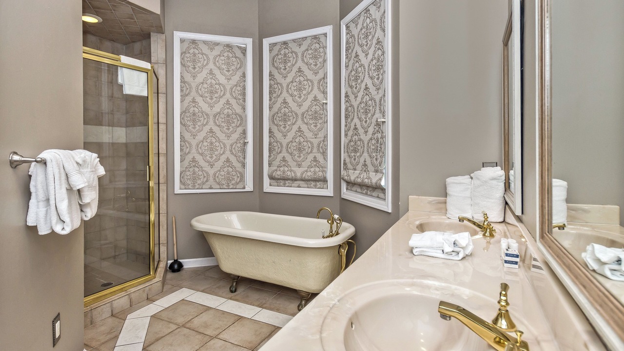 Photo of Bathroom in Hendersonville