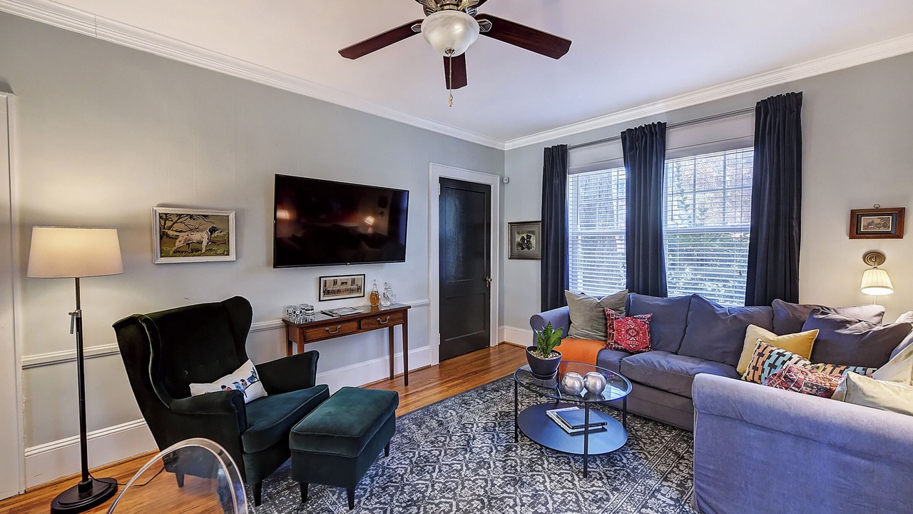 Photo of Livingroom in Dilworth
