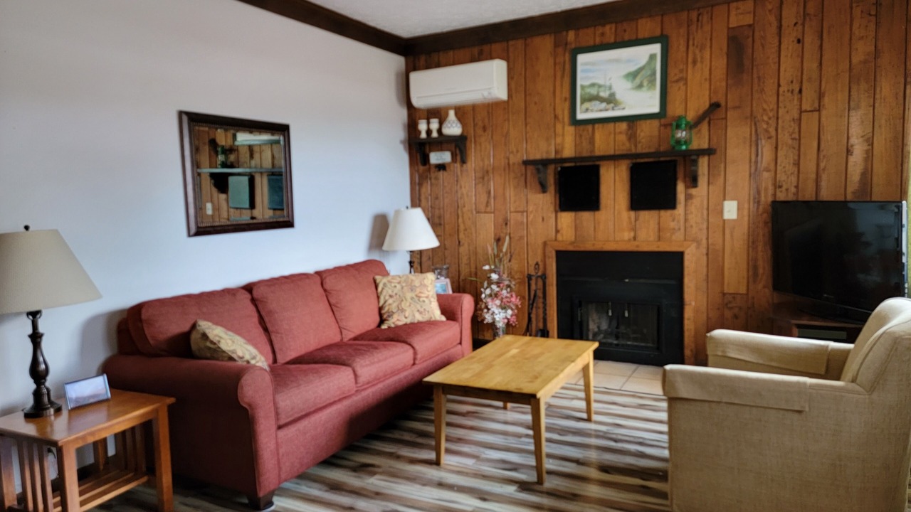 Photo of Livingroom in Burnsville