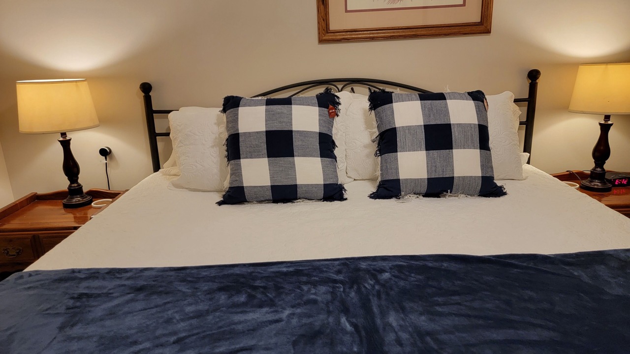 Photo of Bedroom in Burnsville