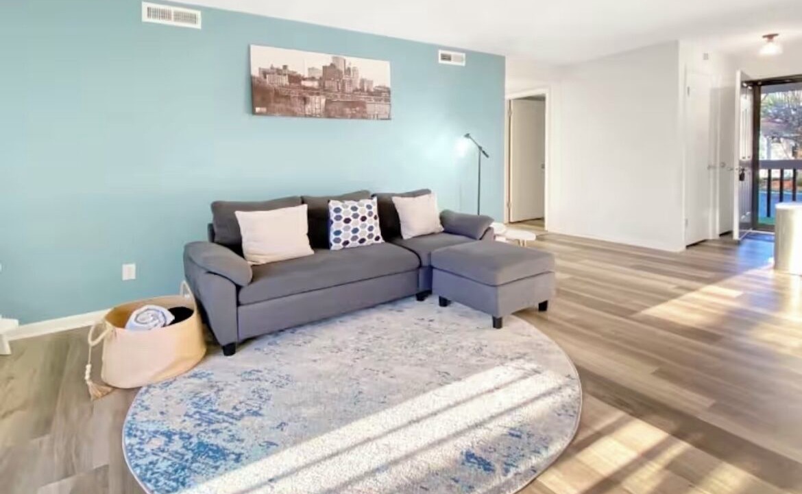 Photo of Livingroom in Winston - Salem