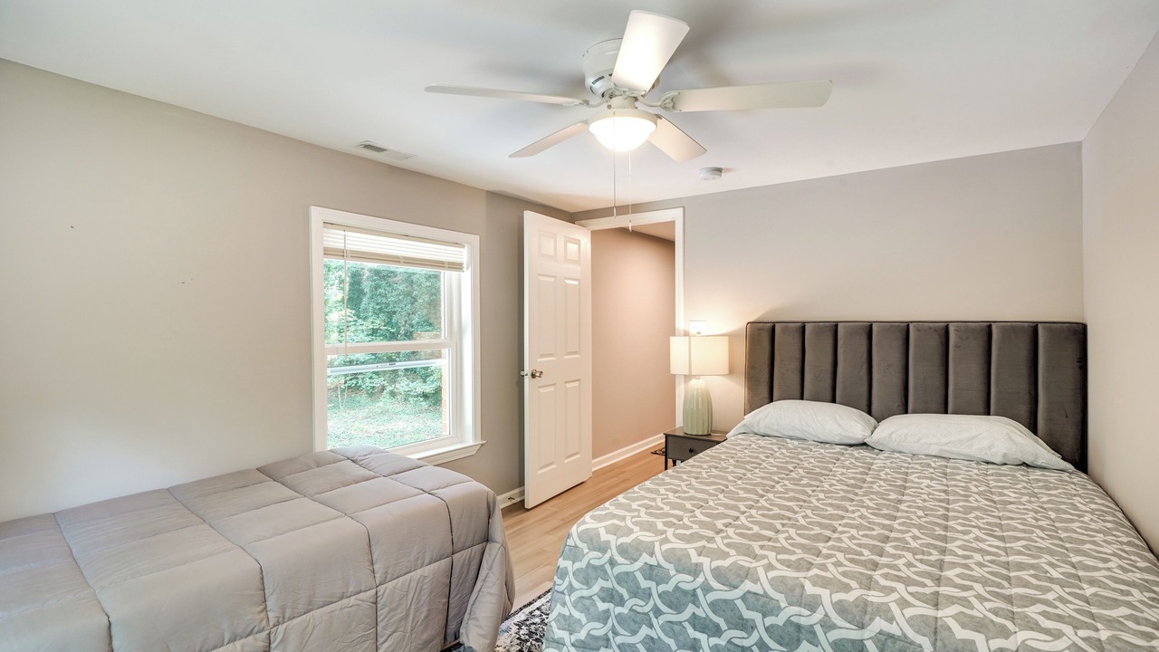 Photo of Bedroom in Forest Oaks