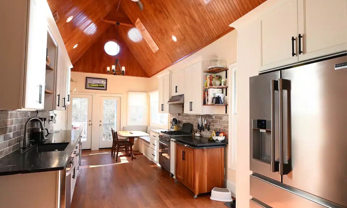 Photo of Kitchen in Historic Oakwood