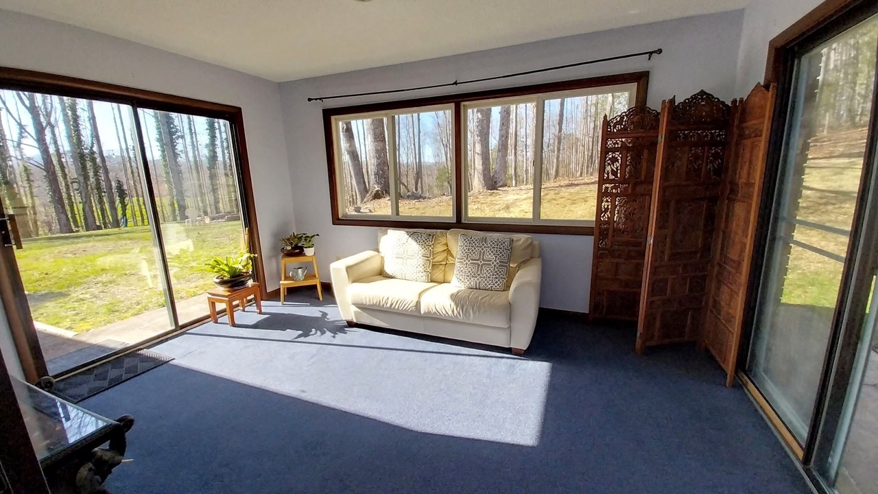 Photo of Livingroom in Mills River