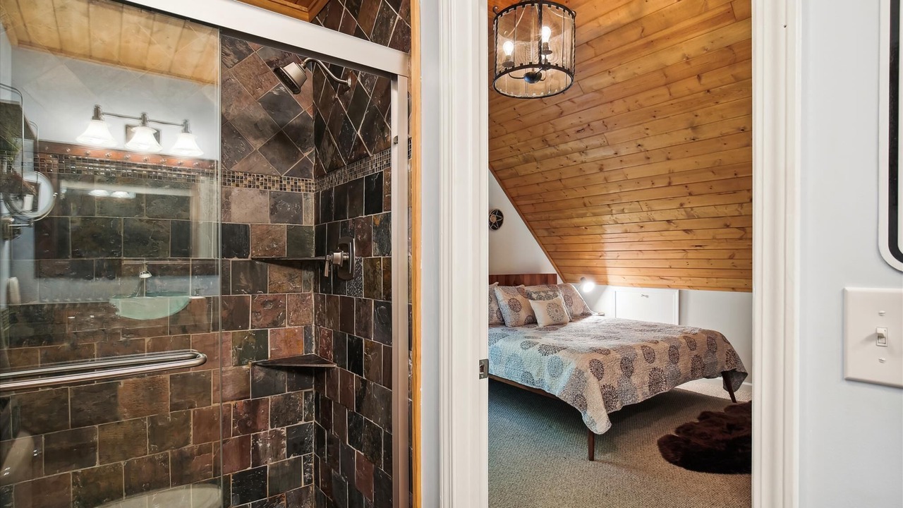 Photo of Bathroom in Weaverville