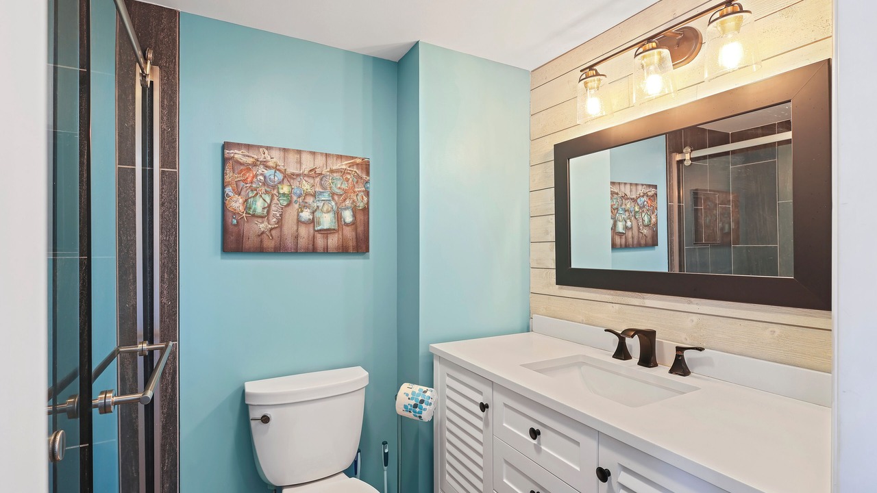 Photo of Bathroom in Folly Field