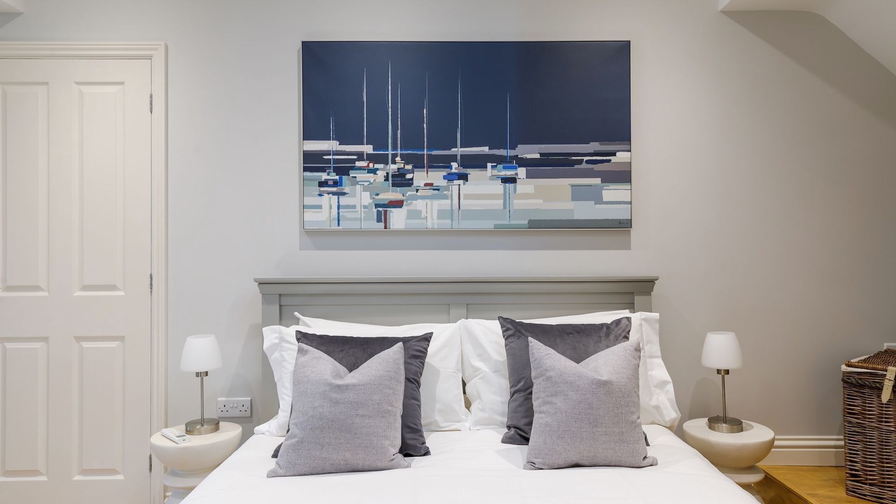 Photo of Bedroom in Ford