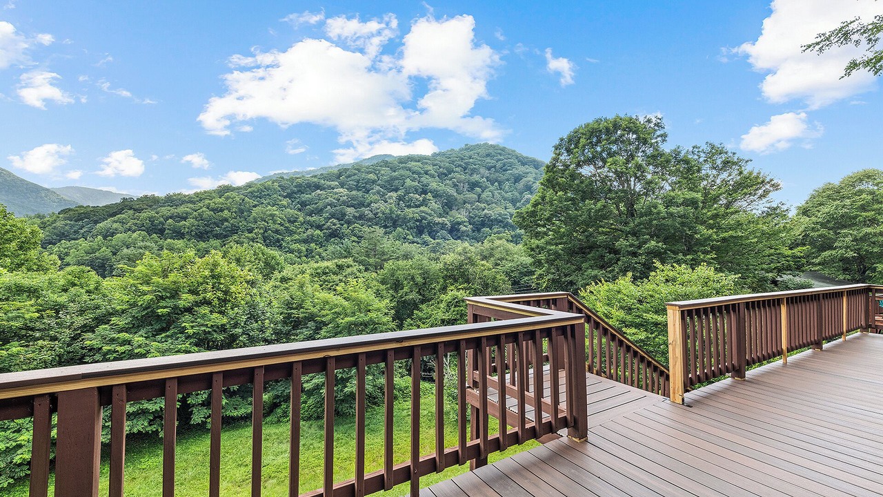Photo of Others in Maggie Valley