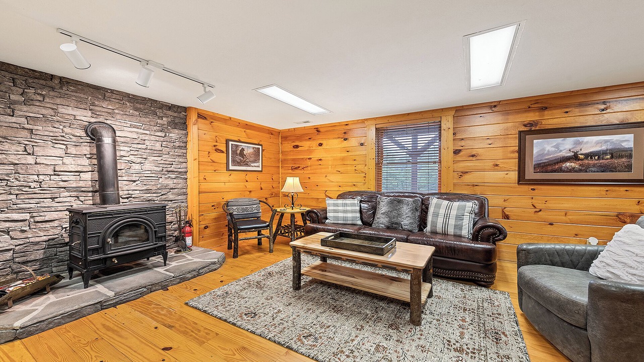 Photo of Bedroom in Maggie Valley