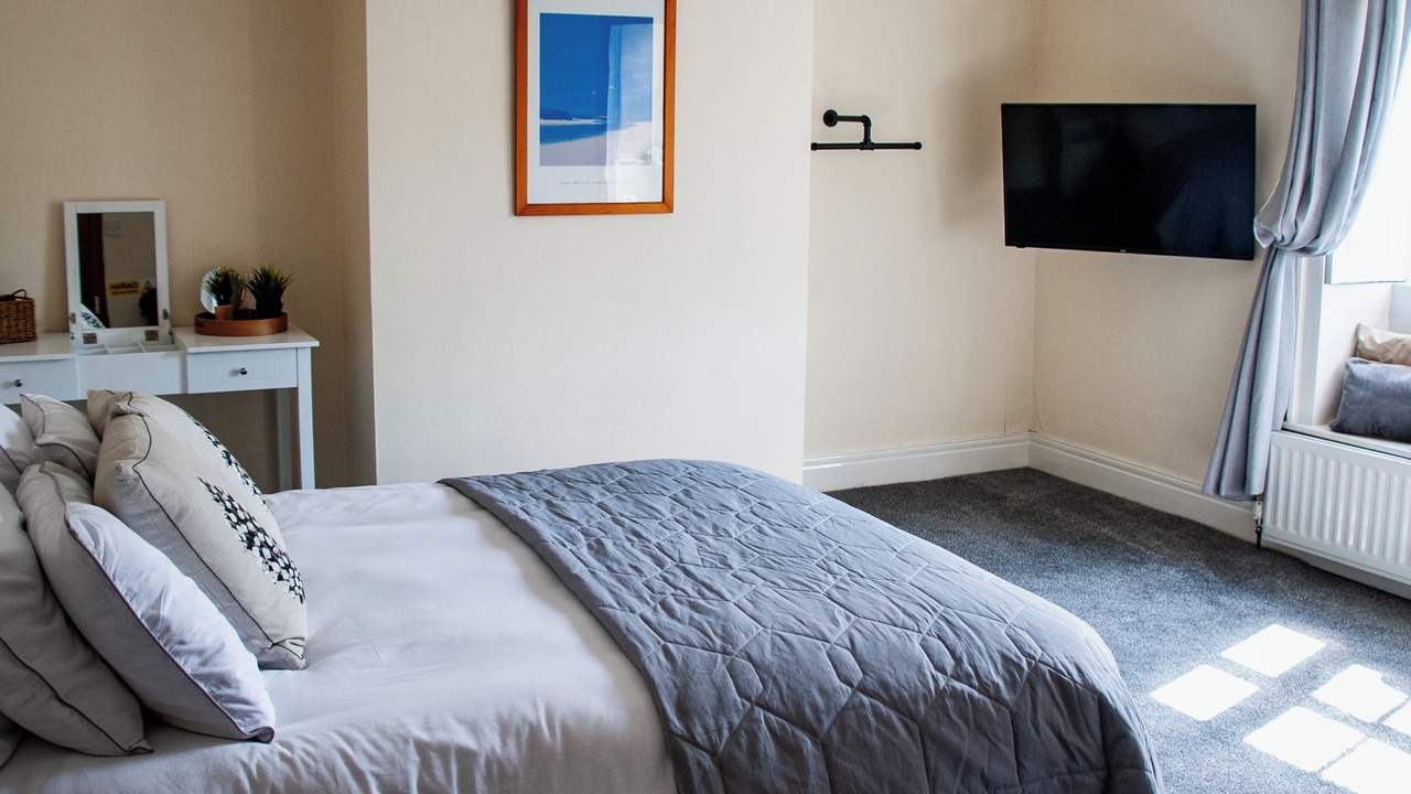 Photo of Bedroom in Prudhoe