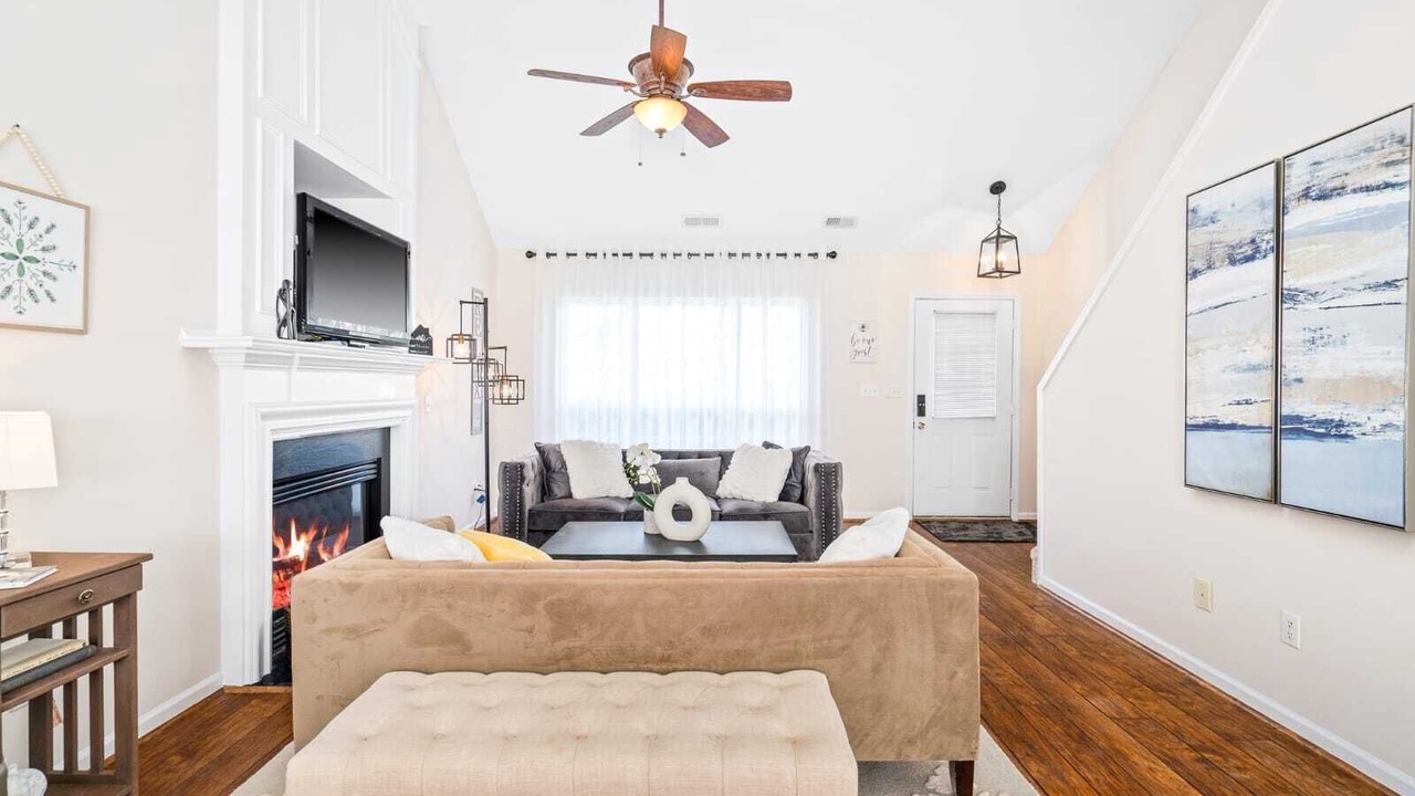 Photo of Livingroom in Fuquay-Varina