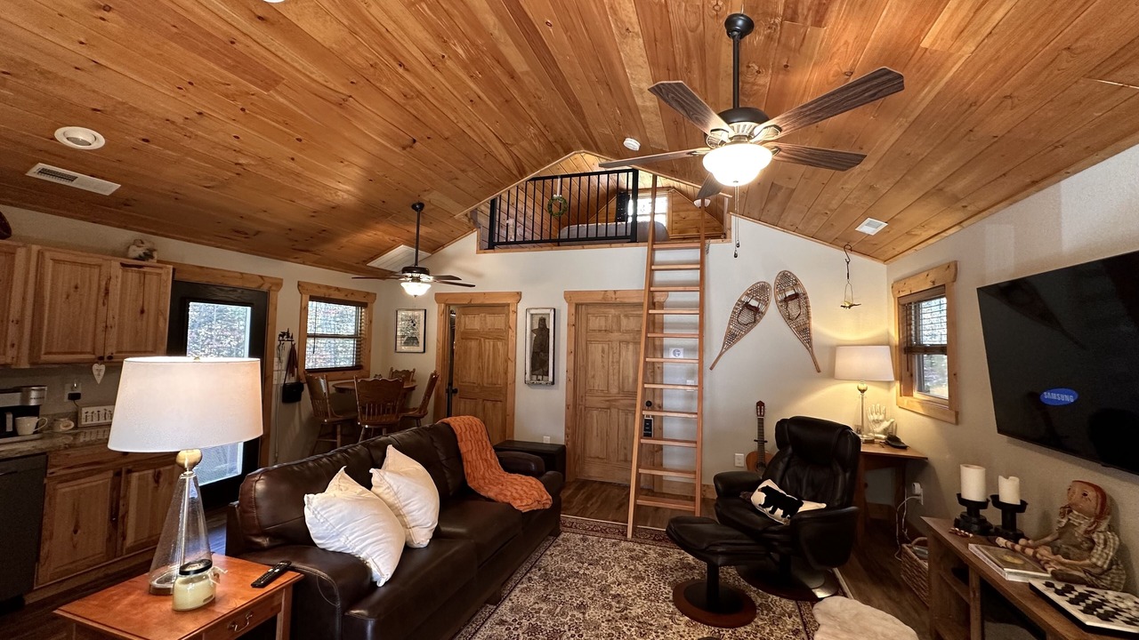 Photo of Livingroom in Murphy