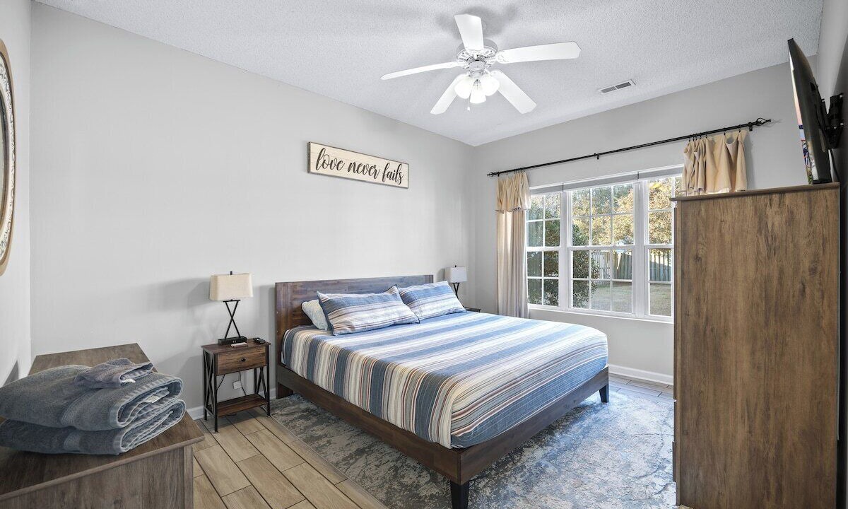 Photo of Bedroom in Murraysville