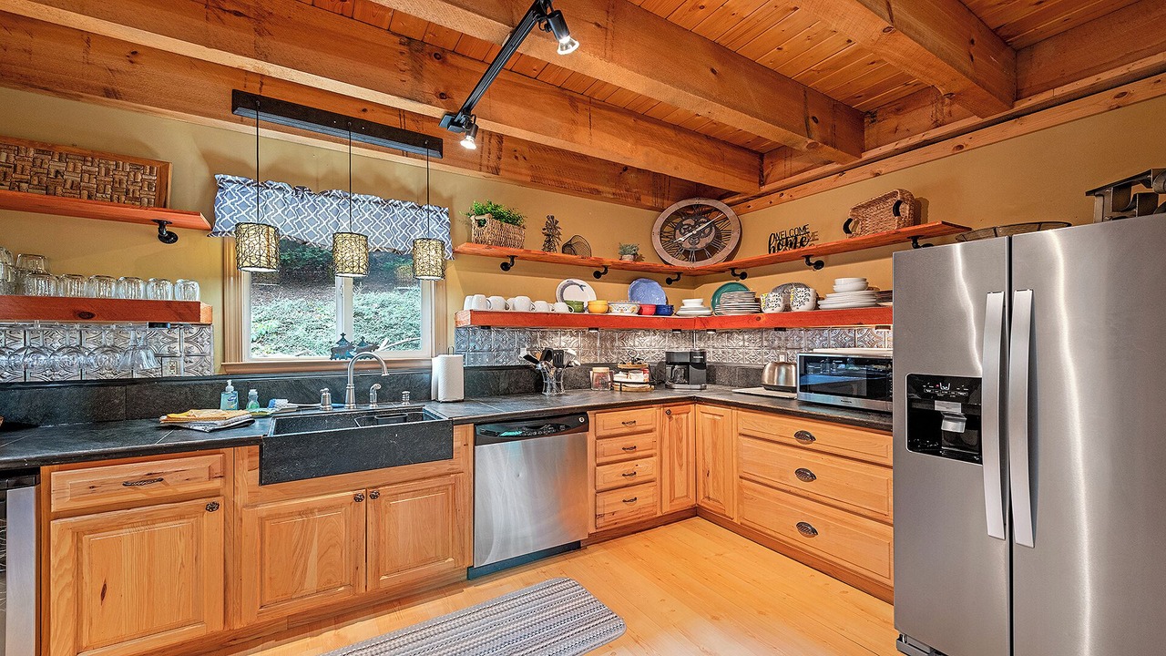 Photo of Kitchen in Mountain Springs
