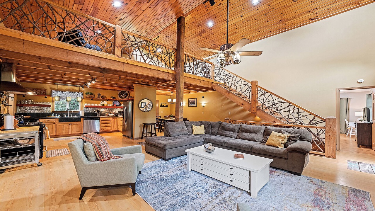 Photo of Livingroom in Mountain Springs