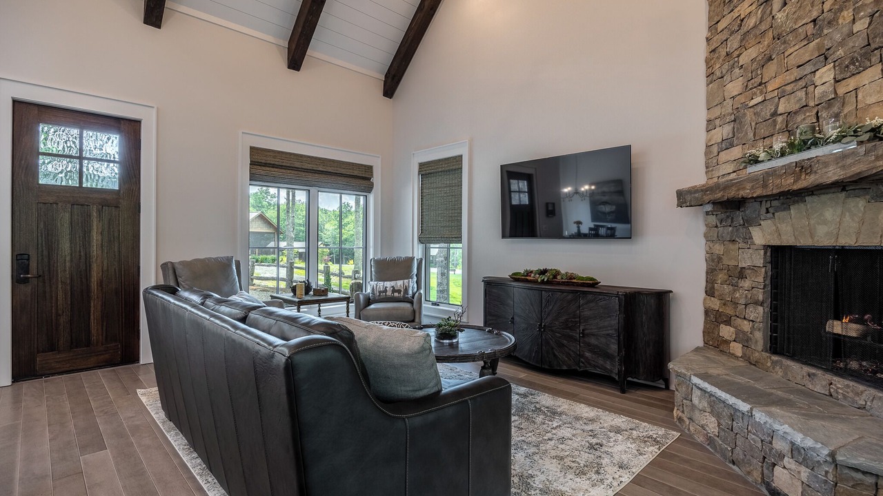 Photo of Bedroom in Glenville