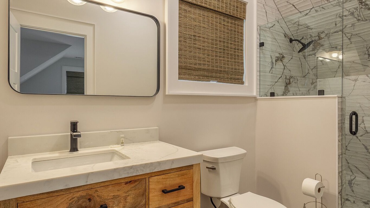 Photo of Bathroom in Glenville