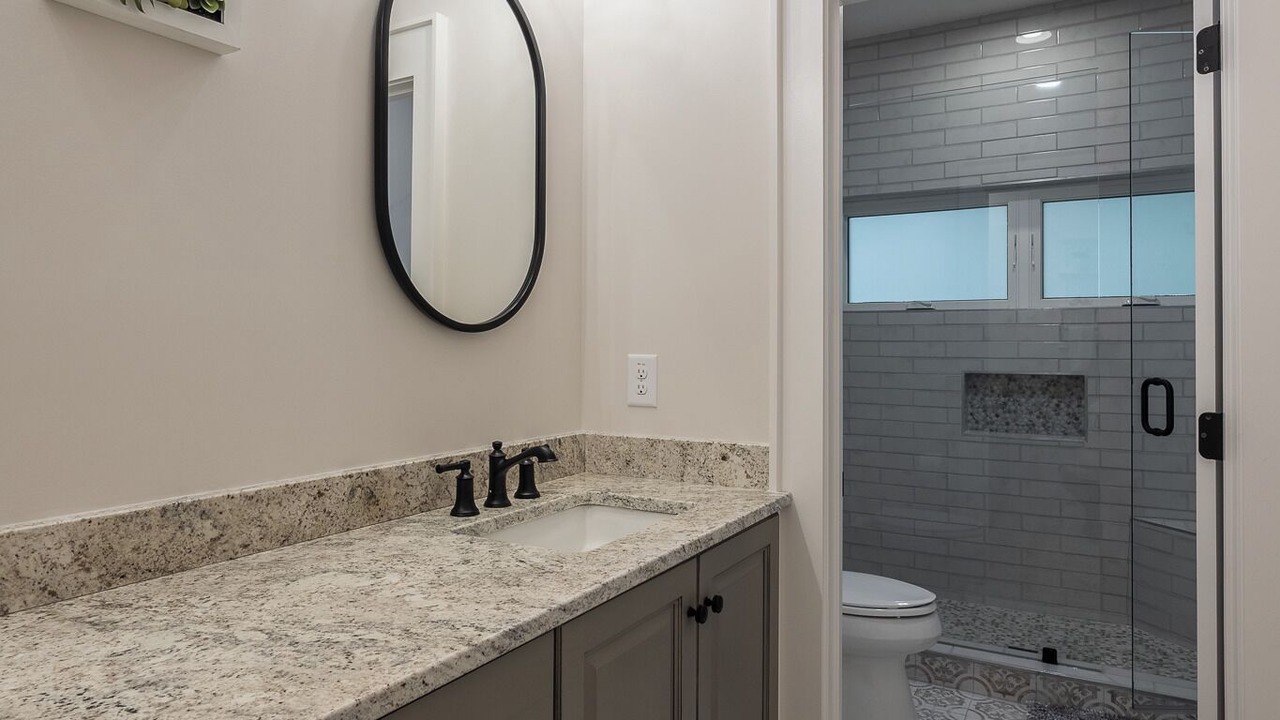 Photo of Bathroom in Glenville