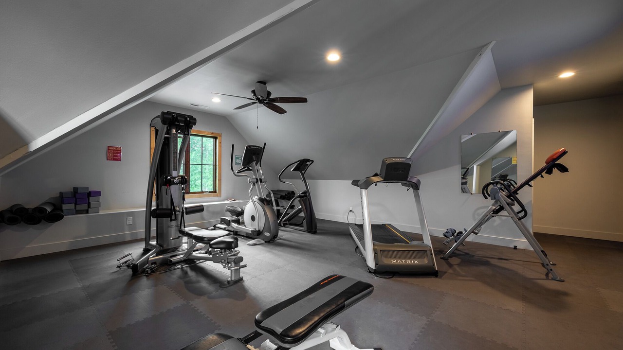 Photo of Bedroom in Glenville