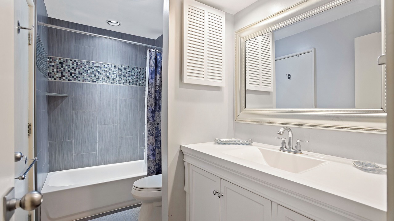 Photo of Bathroom in Palmetto Dunes