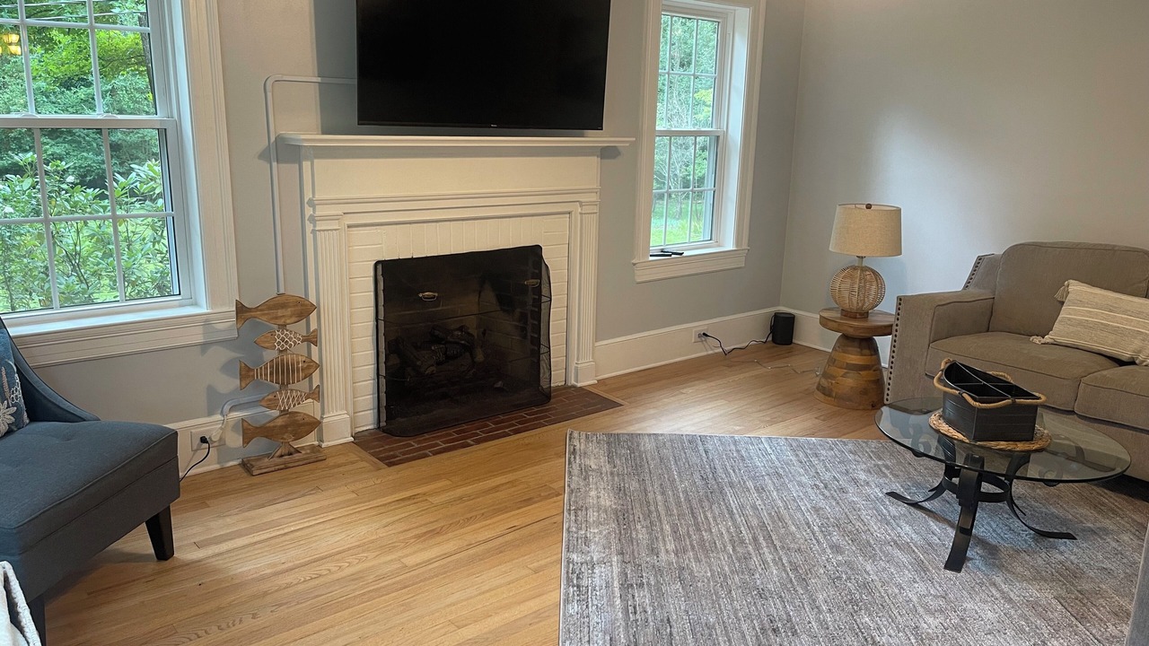 Photo of Livingroom in McCain