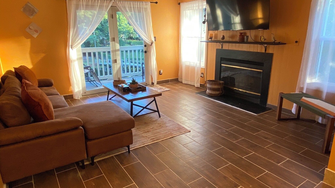 Photo of Livingroom in Westover