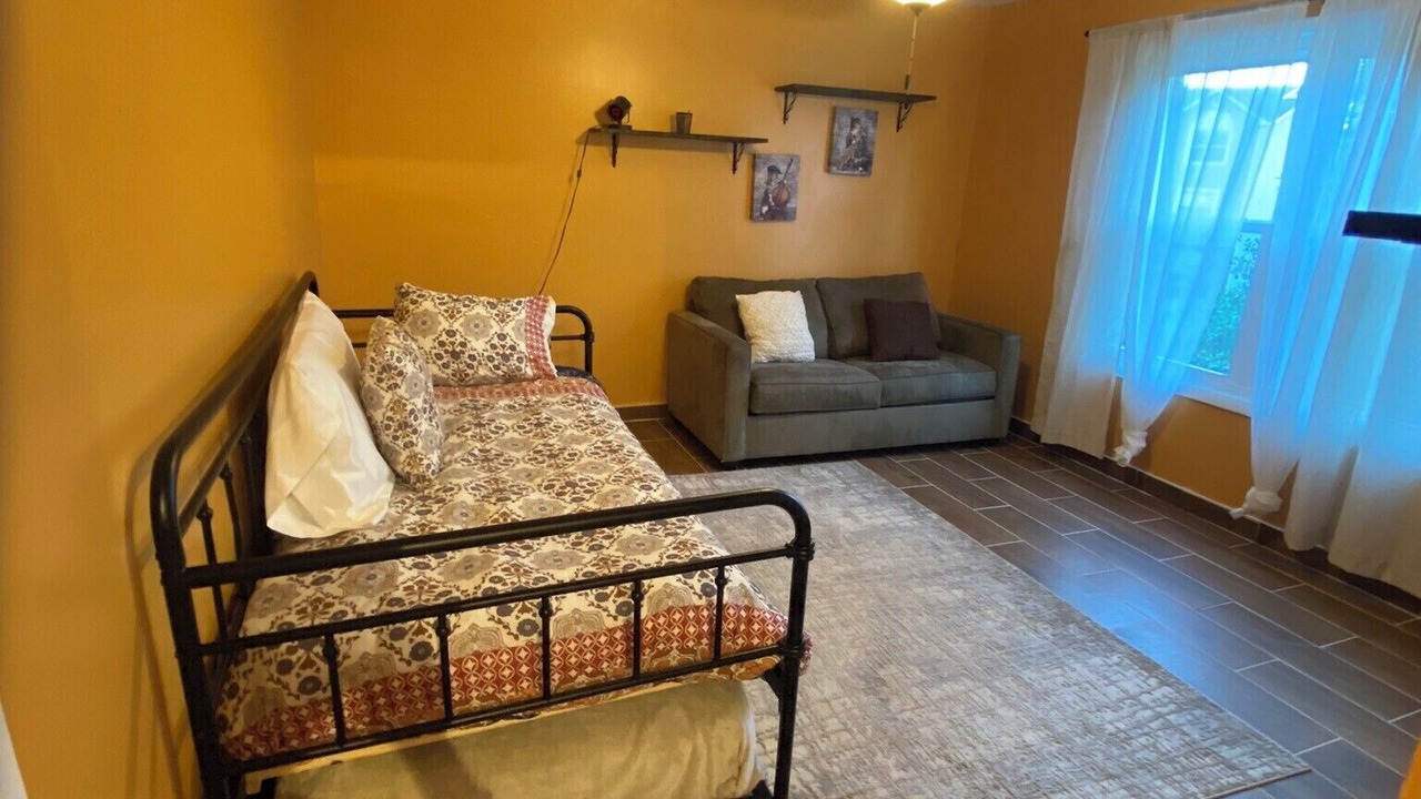 Photo of Livingroom in Westover