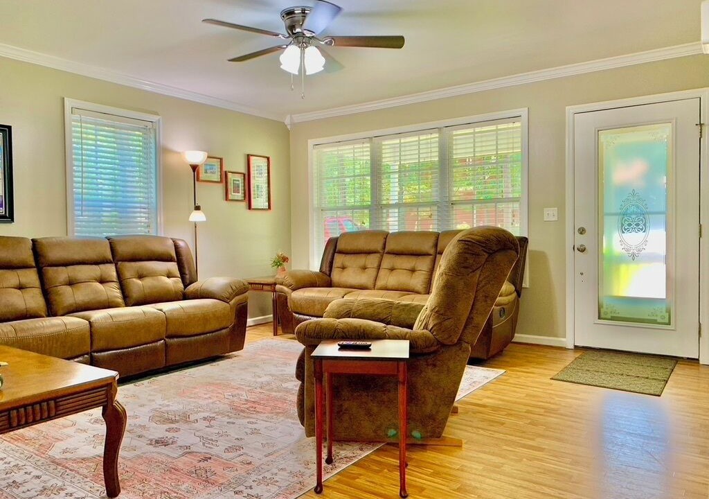 Photo of Bedroom in Guntersville