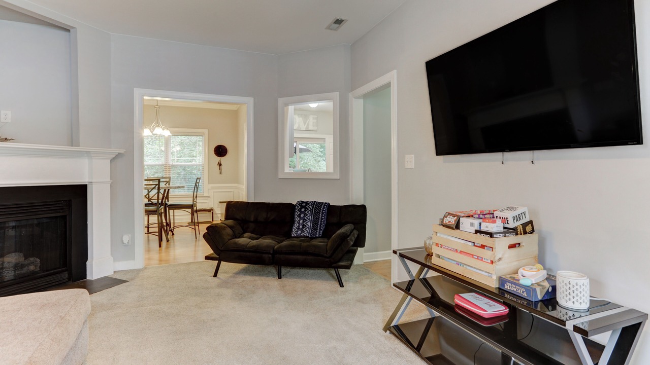 Photo of Livingroom in Northeast Raleigh