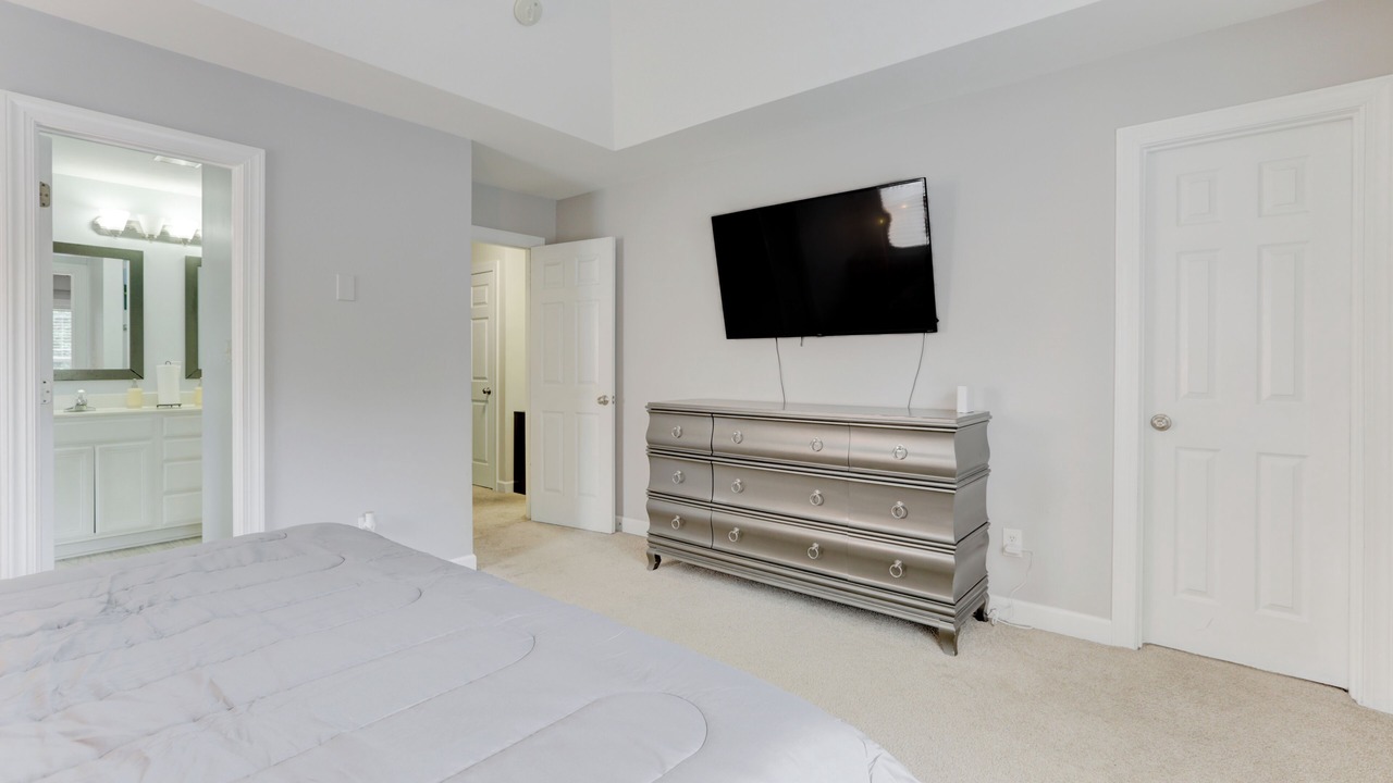 Photo of Bedroom in Northeast Raleigh