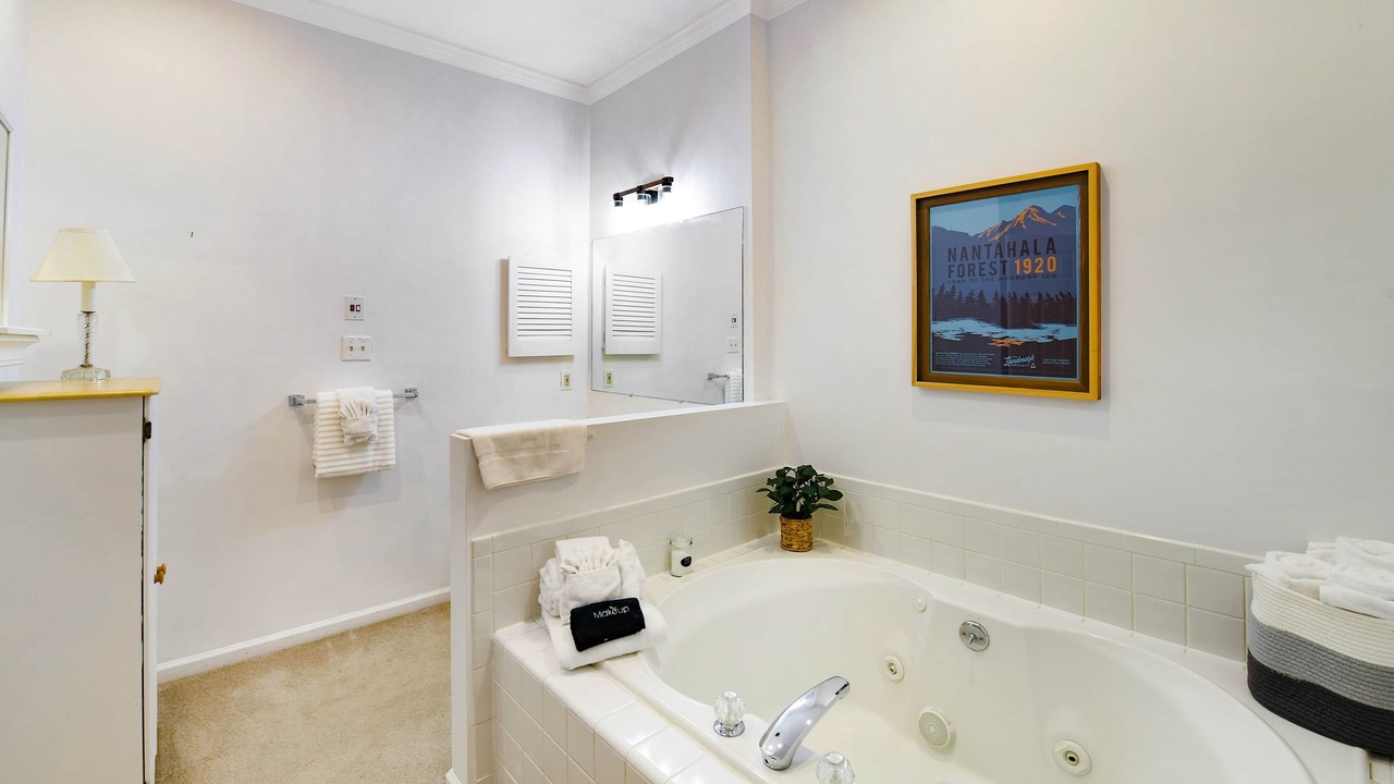 Photo of Bathroom in Sapphire
